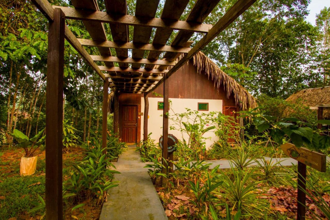 Amazon Turtle Lodge Careiro Exterior photo