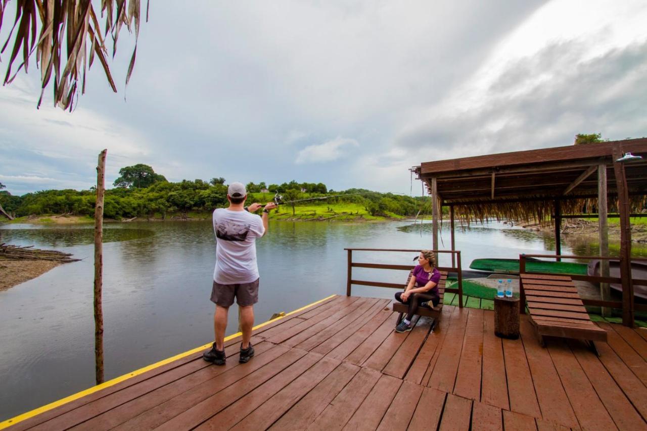 Amazon Turtle Lodge Careiro Exterior photo